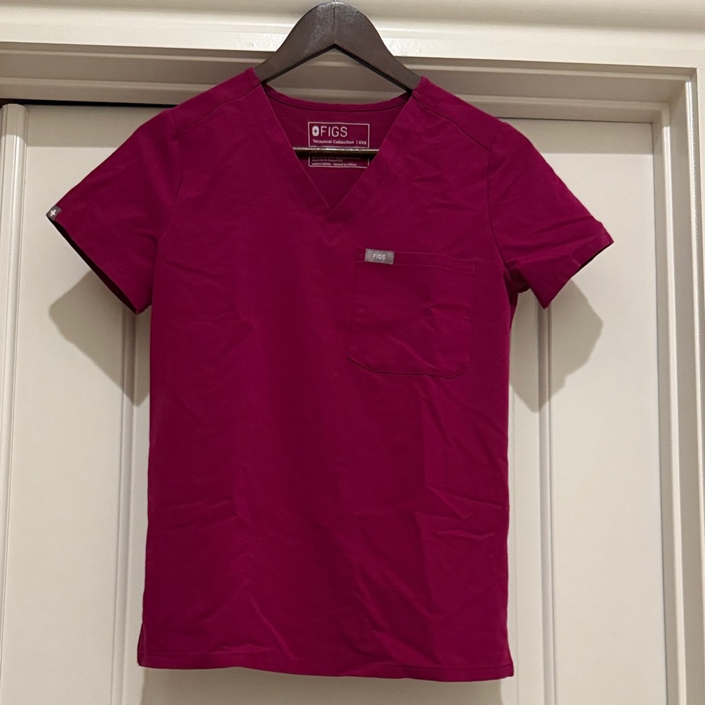 Figs V-Neck Scrub Top